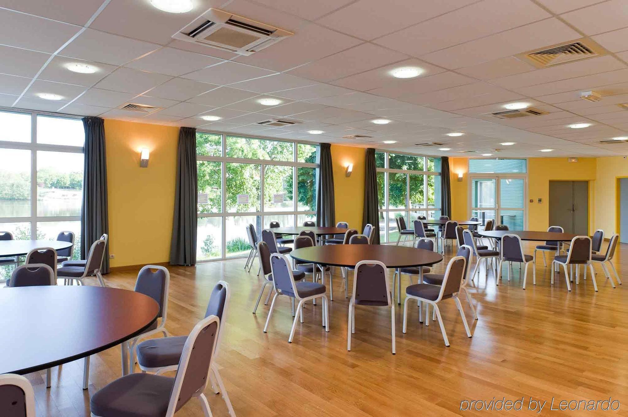 Ibis Styles Lancy 3* Bourbon-Lancy
